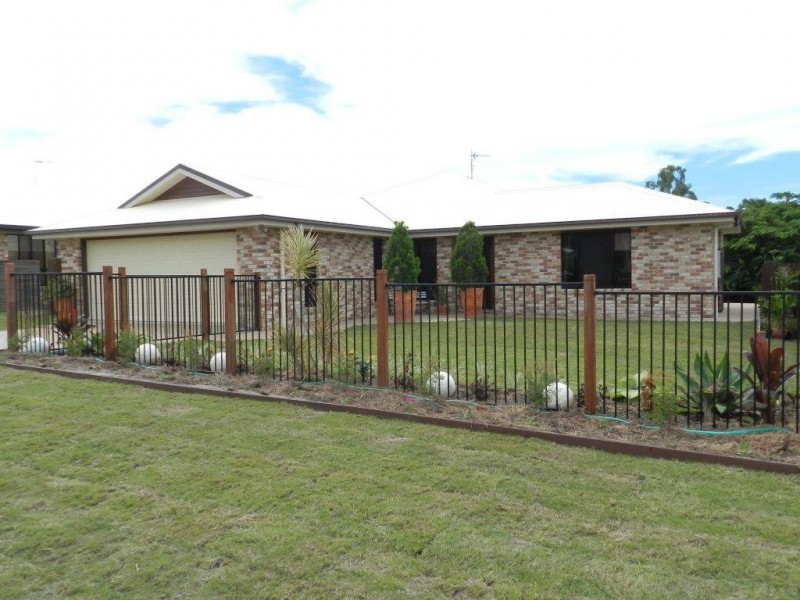 13 Wicks Street, New Auckland QLD 4680