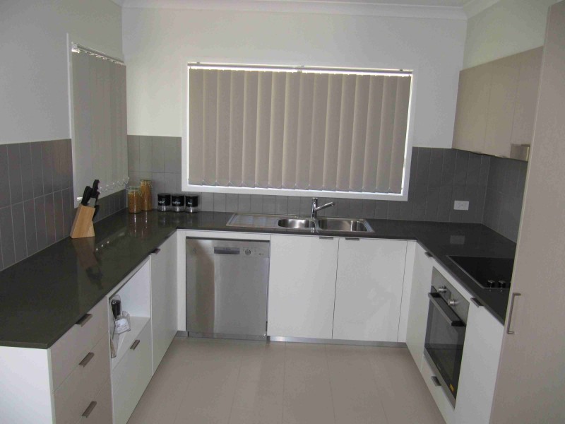 Glen Eden Mews Ringuet Close, Glen Eden QLD 4680