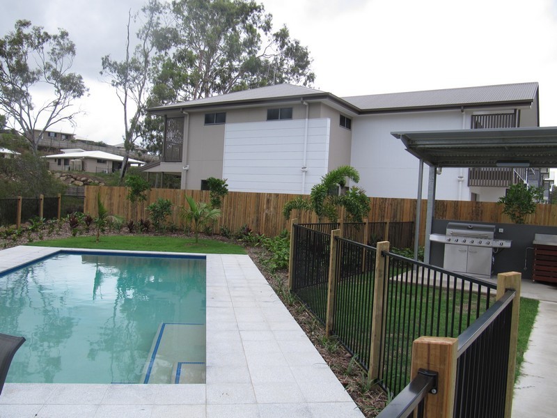 Glen Eden Mews Ringuet Close, Glen Eden QLD 4680