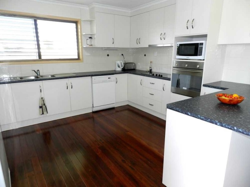 3 Ormiston Street, Clinton QLD 4680