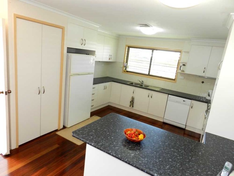 3 Ormiston Street, Clinton QLD 4680