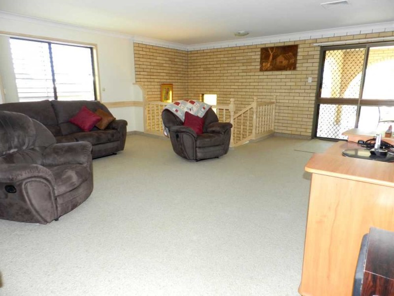 3 Ormiston Street, Clinton QLD 4680