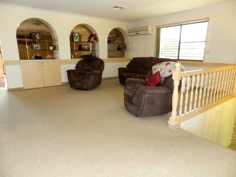 3 Ormiston Street, Clinton QLD 4680