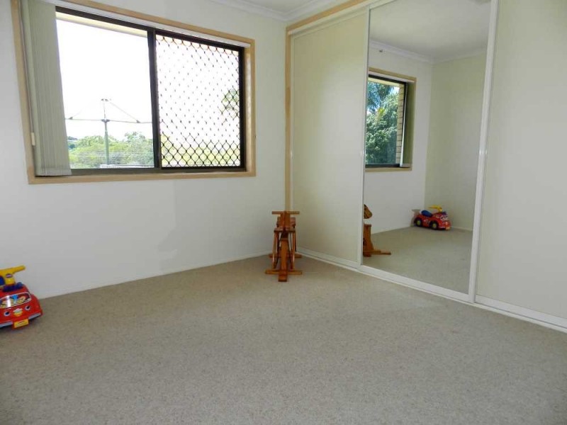 3 Ormiston Street, Clinton QLD 4680