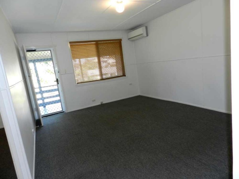 81 Ann Street, South Gladstone QLD 4680