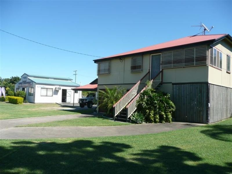 74 Lord Street, West Gladstone QLD 4680