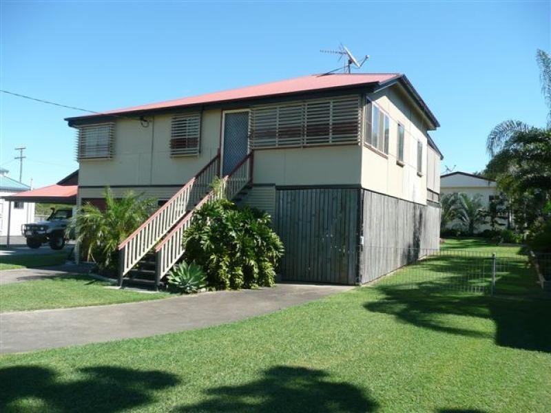 74 Lord Street, West Gladstone QLD 4680
