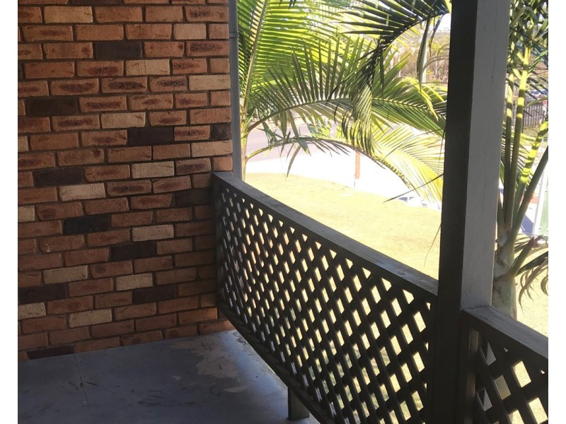 4/143 Toolooa Street, Gladstone QLD 4680