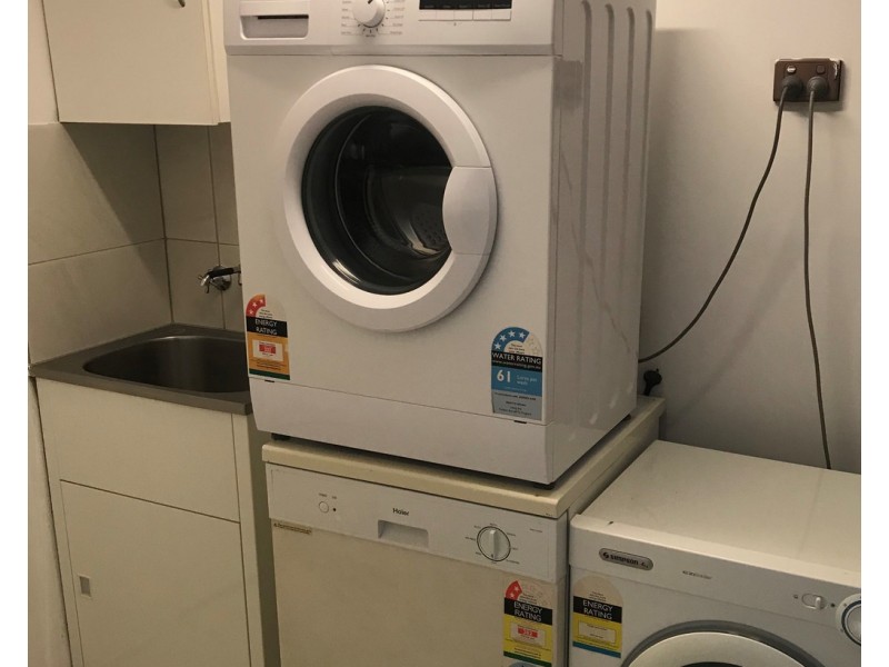 4/143 Toolooa Street, Gladstone QLD 4680