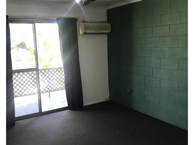 4/143 Toolooa Street, Gladstone QLD 4680