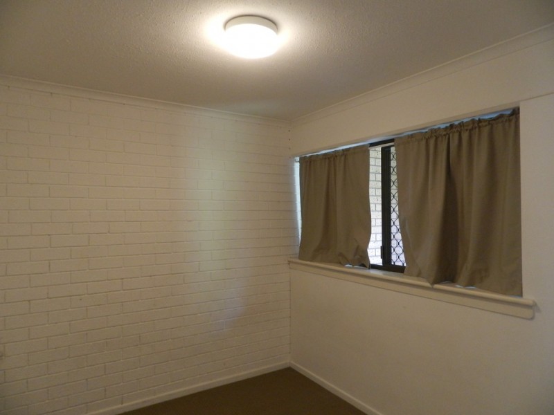 3/8 Yarroon Street, Gladstone QLD 4680