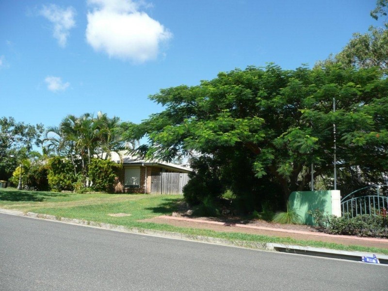 97 Emmadale Drive, New Auckland QLD 4680