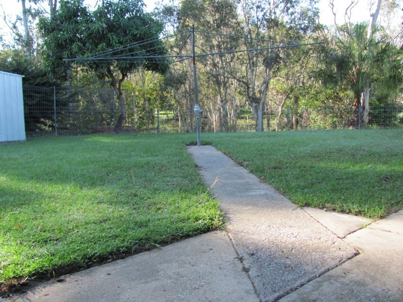 4 Edward Street, Boyne Island QLD 4680