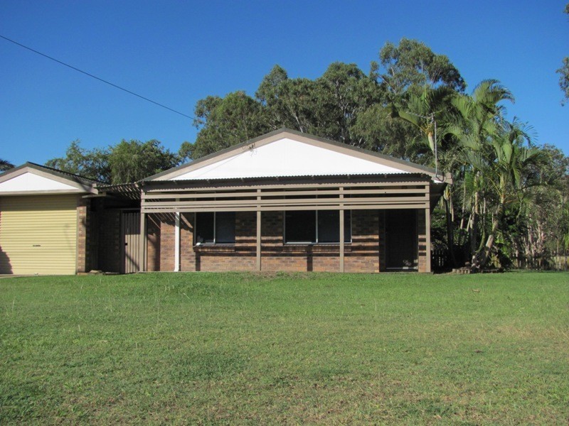 4 Edward Street, Boyne Island QLD 4680