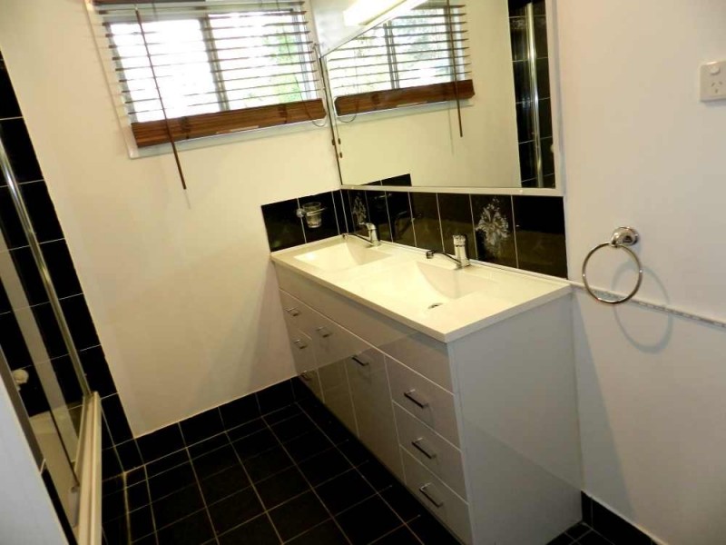 11 Schafer Sreet, Clinton QLD 4680