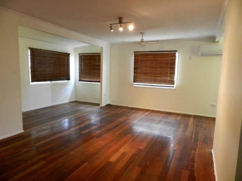 11 Schafer Sreet, Clinton QLD 4680