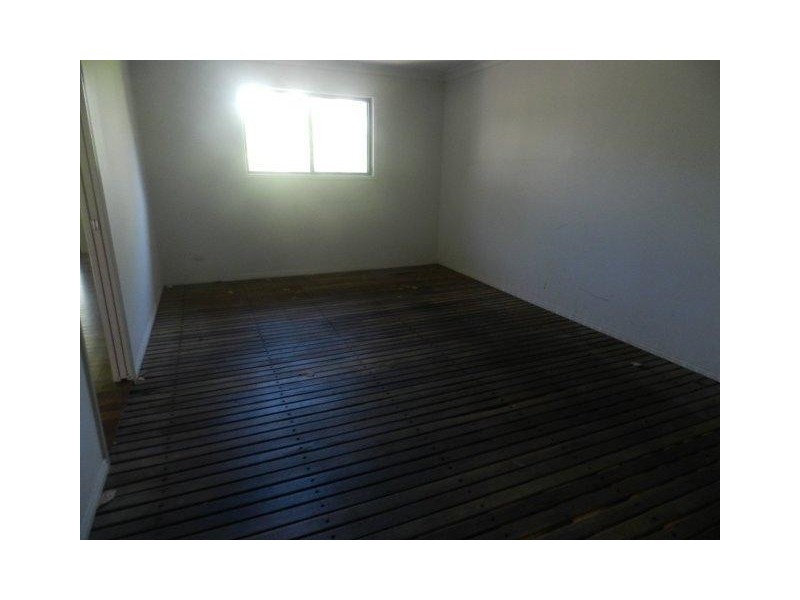 13 Hunter Street, West Gladstone QLD 4680