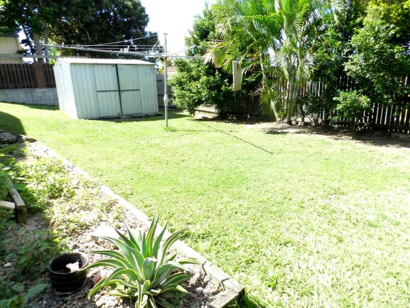 44 Gretel Drive, Clinton QLD 4680
