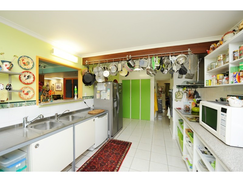225 Gladstone Benaraby Road, Wurdong Heights QLD 4680