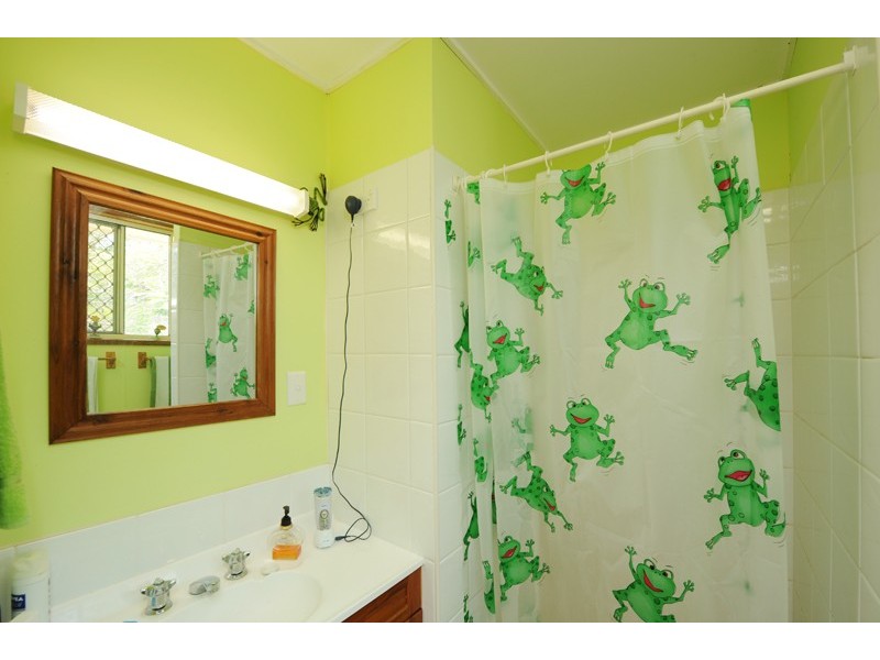 225 Gladstone Benaraby Road, Wurdong Heights QLD 4680