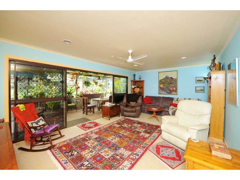 225 Gladstone Benaraby Road, Wurdong Heights QLD 4680