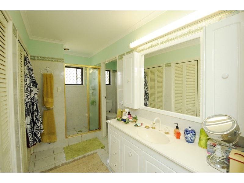 225 Gladstone Benaraby Road, Wurdong Heights QLD 4680
