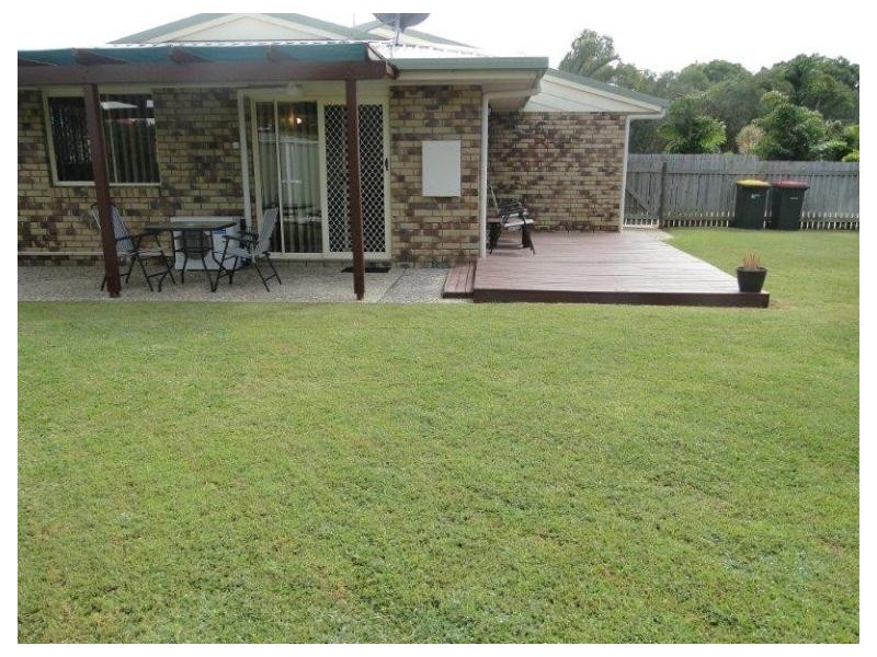 2a Yaldara Court, New Auckland QLD 4680