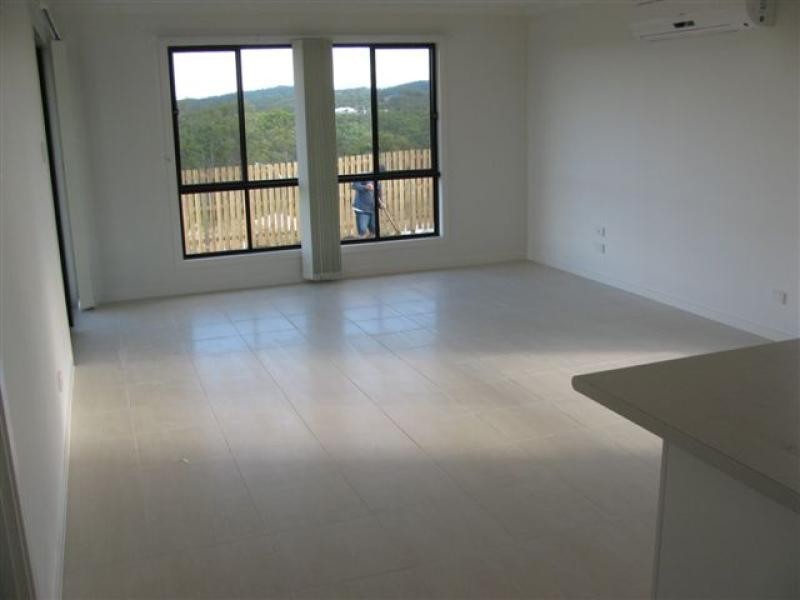 5 Melaluca Place, Glen Eden QLD 4680