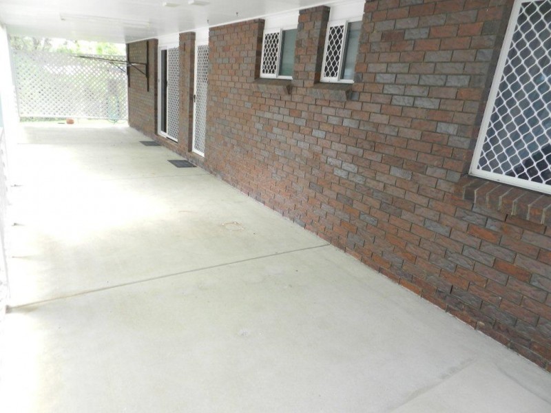 10 Woollybutt Street, New Auckland QLD 4680