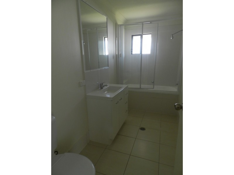 5 Stoneybrook Drive, Glen Eden QLD 4680