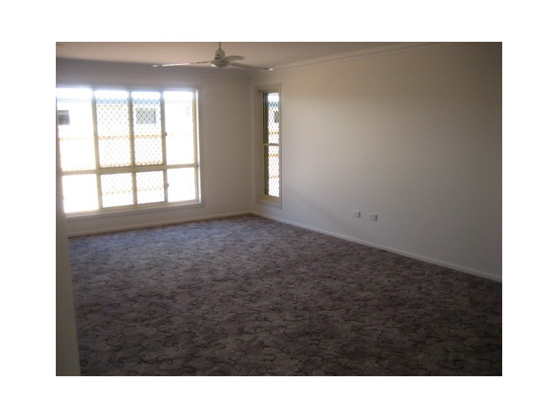 34 Longreach Court, Tannum Sands QLD 4680