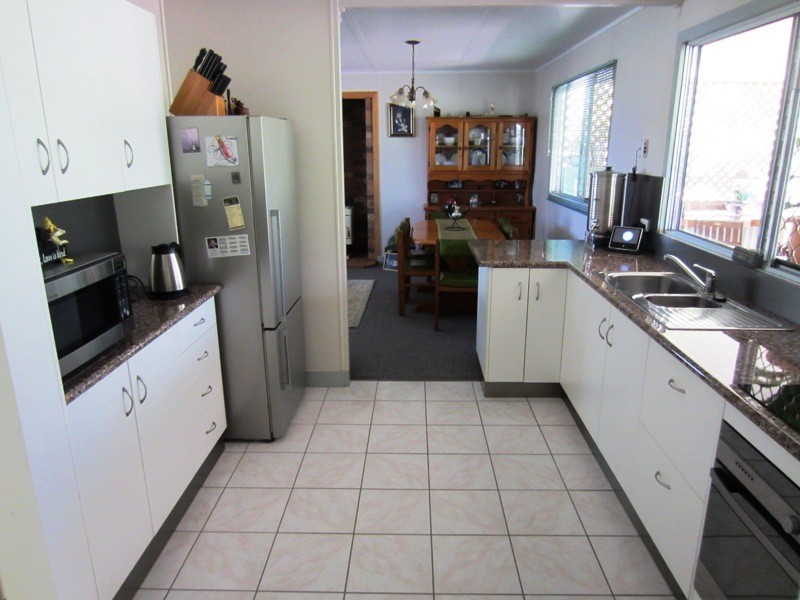 20 Illoura Road, Wurdong Heights QLD 4680