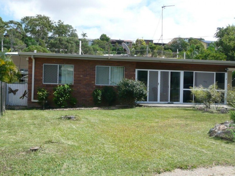 2 Banksia Avenue, Sun Valley QLD 4680