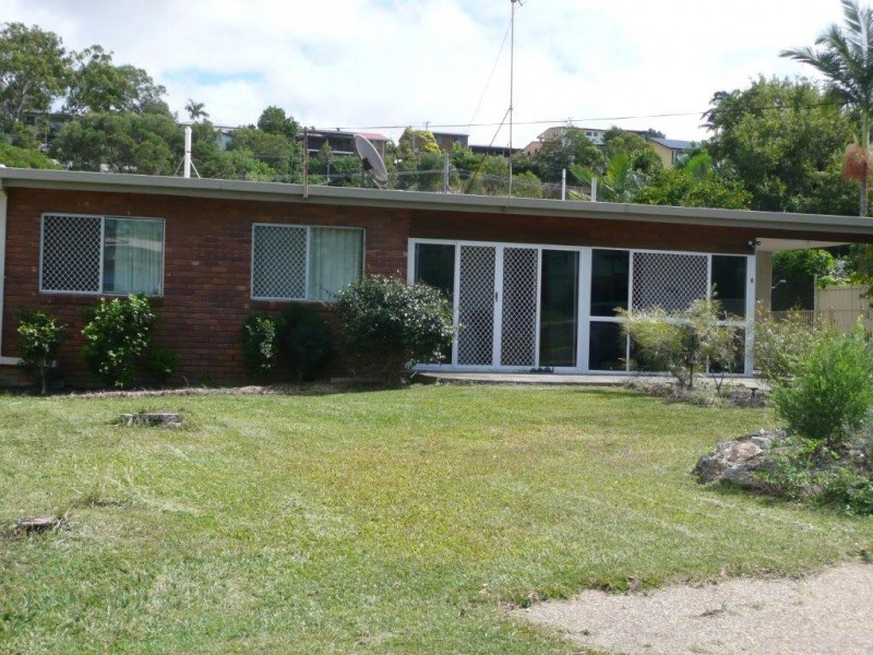 2 Banksia Avenue, Sun Valley QLD 4680