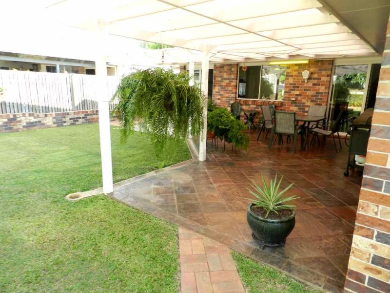 80 Dixon Drive, Telina QLD 4680