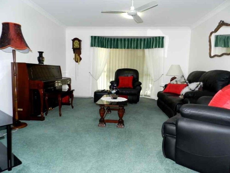 80 Dixon Drive, Telina QLD 4680