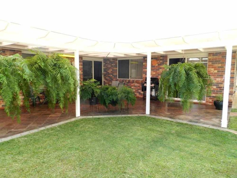 80 Dixon Drive, Telina QLD 4680