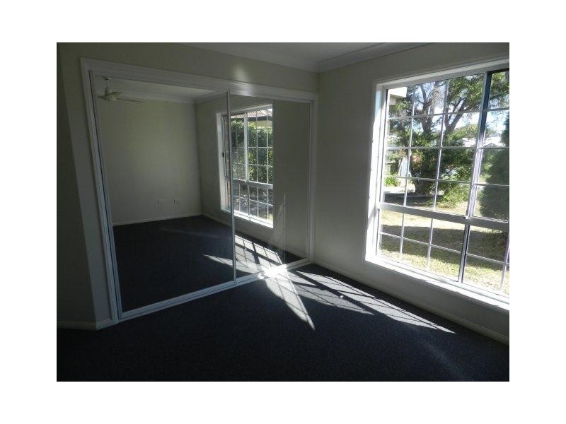 14 Craigmoor Court, New Auckland QLD 4680