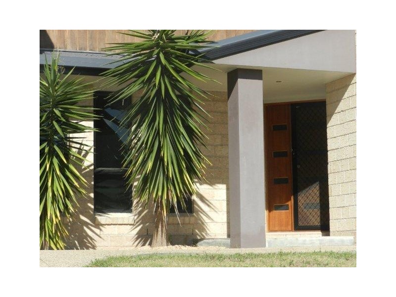 124 Dixon Drive, Telina QLD 4680