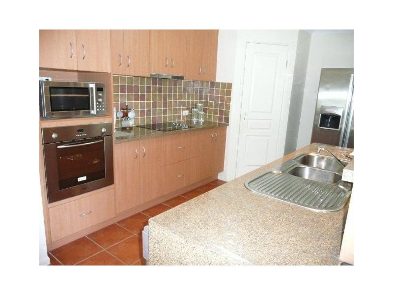81 Penda Avenue, New Auckland QLD 4680