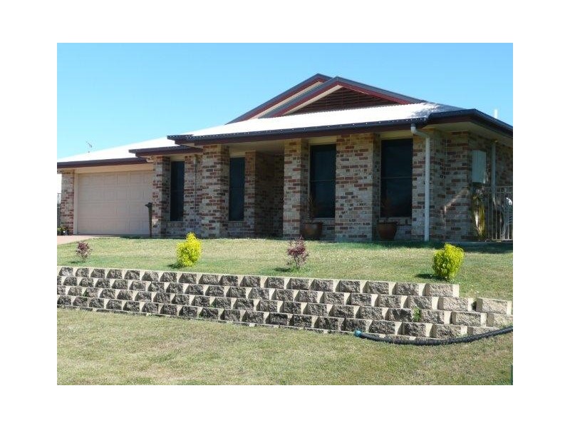 81 Penda Avenue, New Auckland QLD 4680