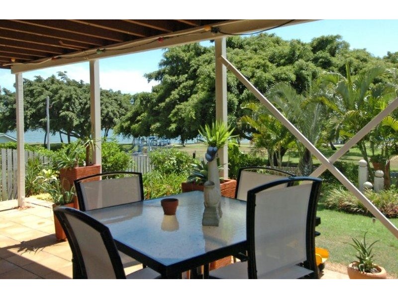 4 Ocean Park Court, Barney Point QLD 4680