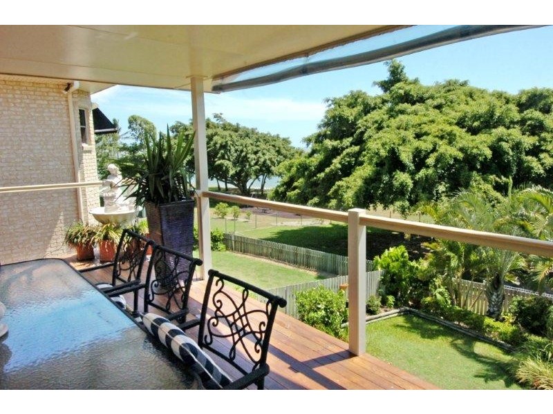 4 Ocean Park Court, Barney Point QLD 4680