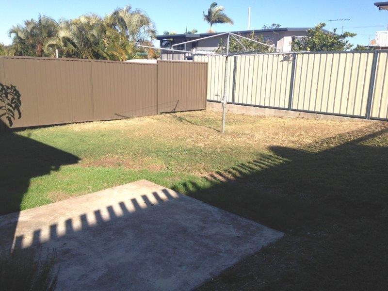 2/10 Aerodrome Road, Clinton QLD 4680