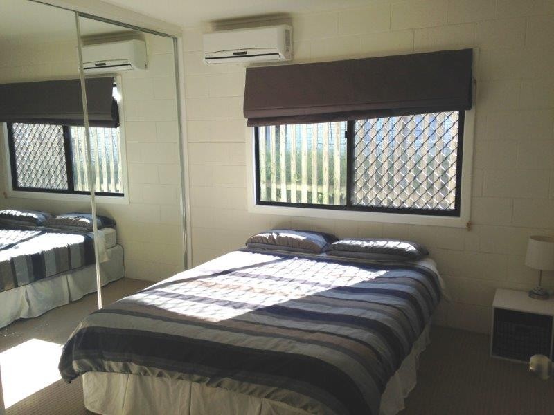 2/10 Aerodrome Road, Clinton QLD 4680