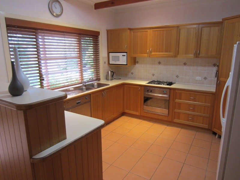 1 Yalkarra Cres., Wurdong Heights QLD 4680