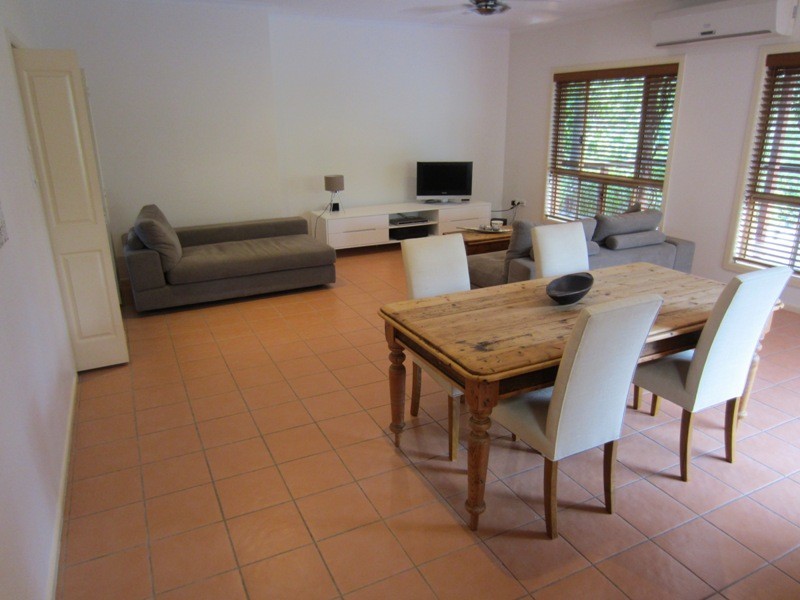 1 Yalkarra Cres., Wurdong Heights QLD 4680