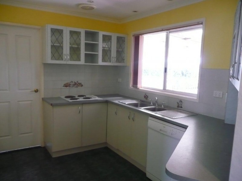 107 J Hickey Avenue, Clinton QLD 4680