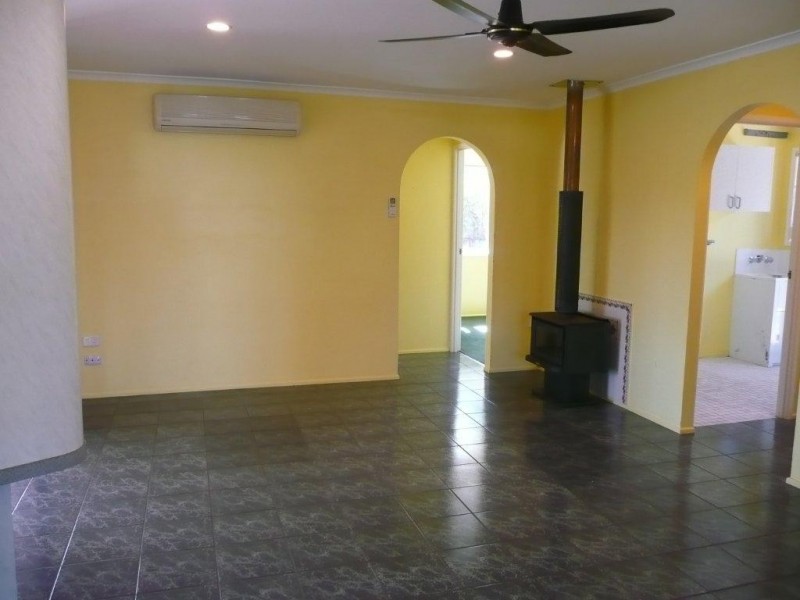 107 J Hickey Avenue, Clinton QLD 4680