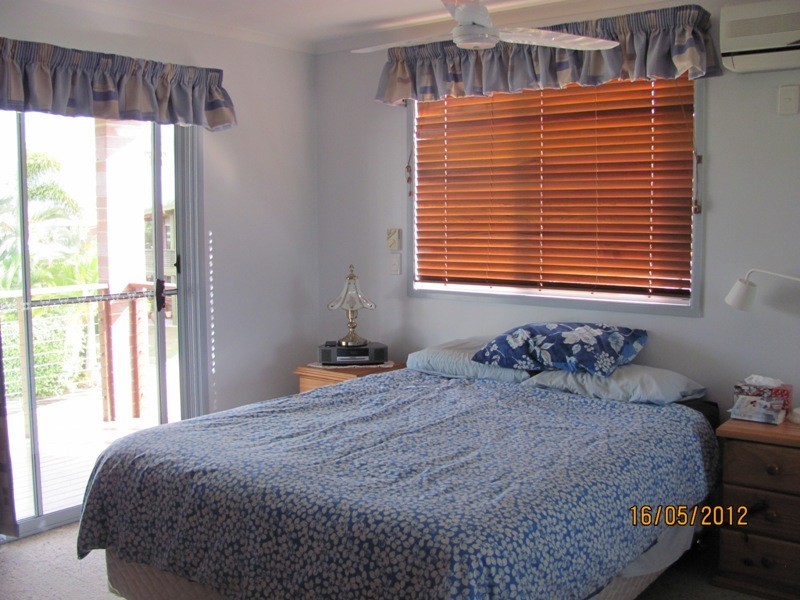 6 Currawong Court, Boyne Island QLD 4680